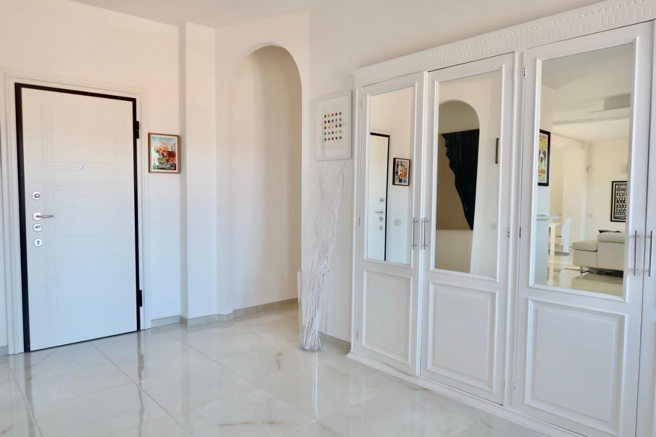 Lux 180Sqm Flat - Entire Last Floor Milán Exterior foto